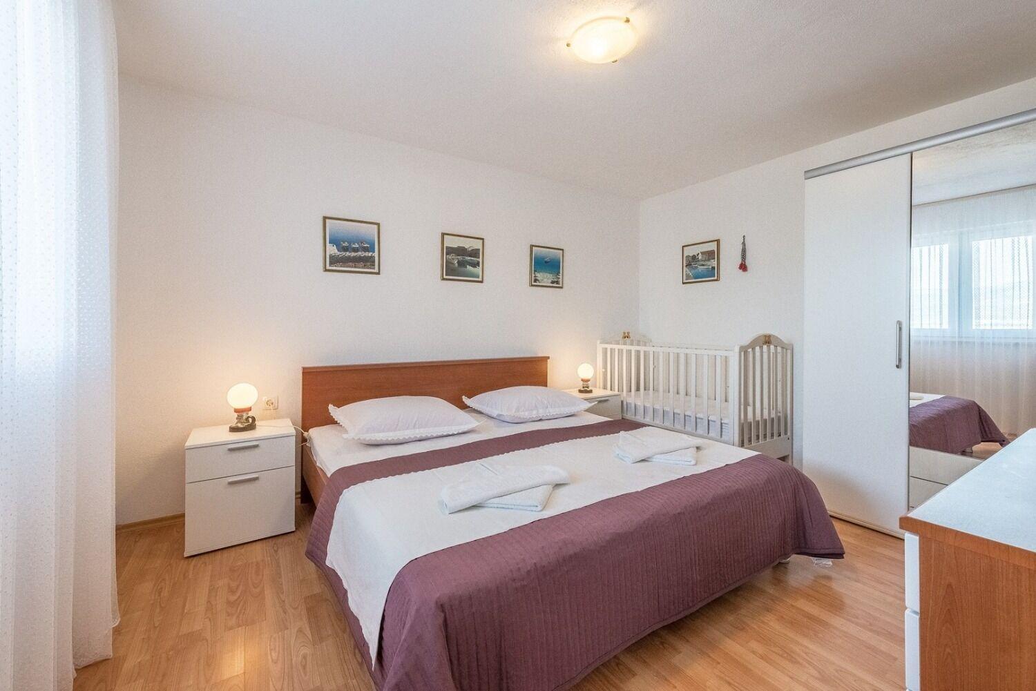 Apartment Bubi Трогир Экстерьер фото
