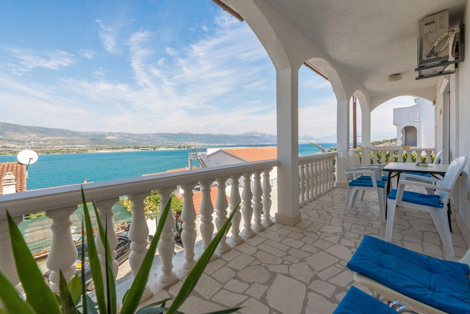 Apartment Bubi Трогир Экстерьер фото